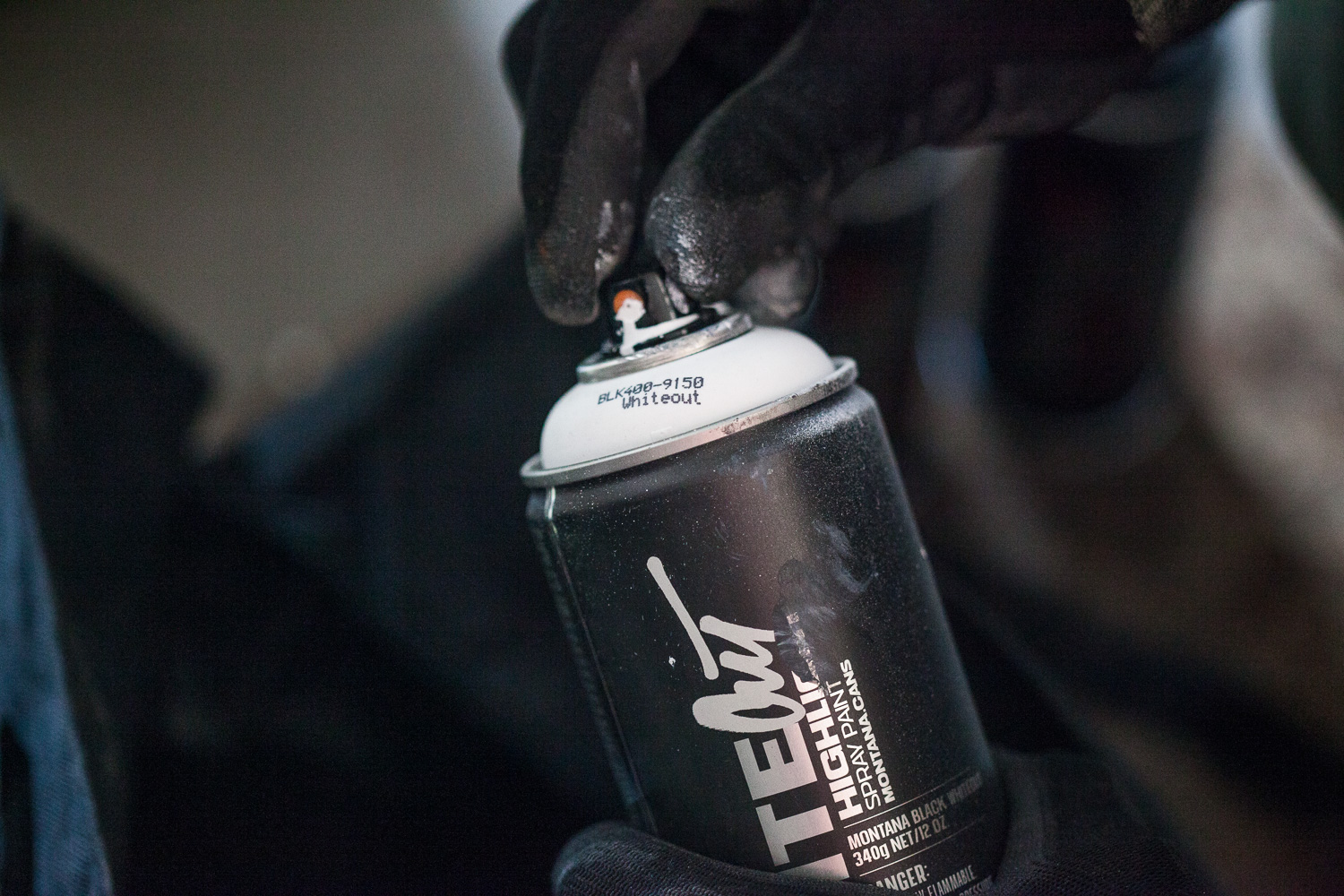 Montana Cans Whiteout/Blackout Sprühfarbe 400ml Montana Cans Whiteout/Blackout Sprühfarbe 400ml