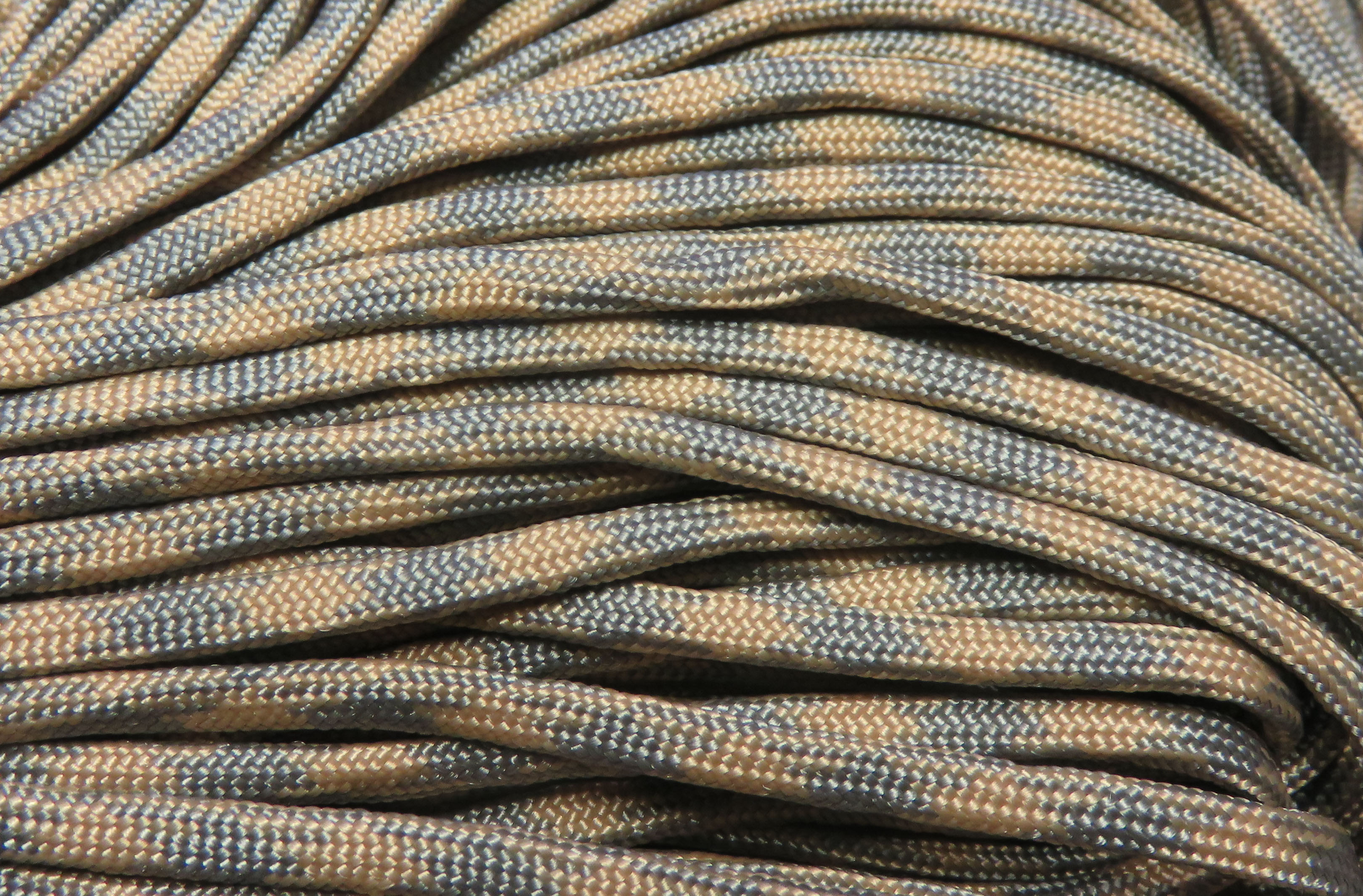 Paracord 4mm, beige-grau,  6,4 m