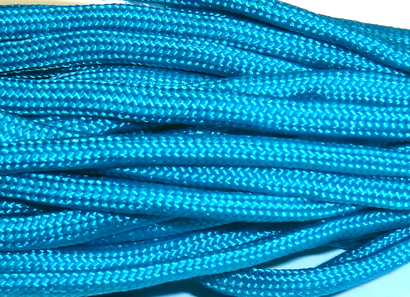 Paracord 4 mm, cyanblau, 6,4 m/Bündel