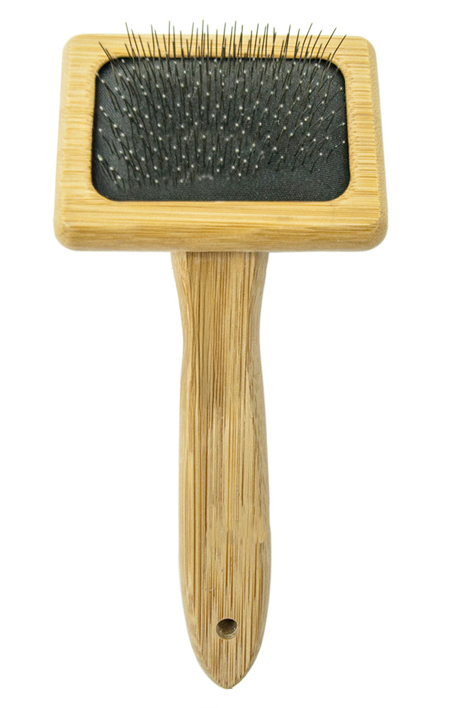 Kardierbürste aus Holz mit Metallpins zum Auskämmen von Fransen, Wolle, Garn & Fell - ideal für Spinnen, Nadelfilzen & Webprojekte 15x7x3cm Kardierbürste aus Holz mit Metallpins zum Auskämmen von Fransen, Wolle, Garn & Fell - ideal für Spinnen, Nadelfilzen & Webprojekte 15x7x3cm