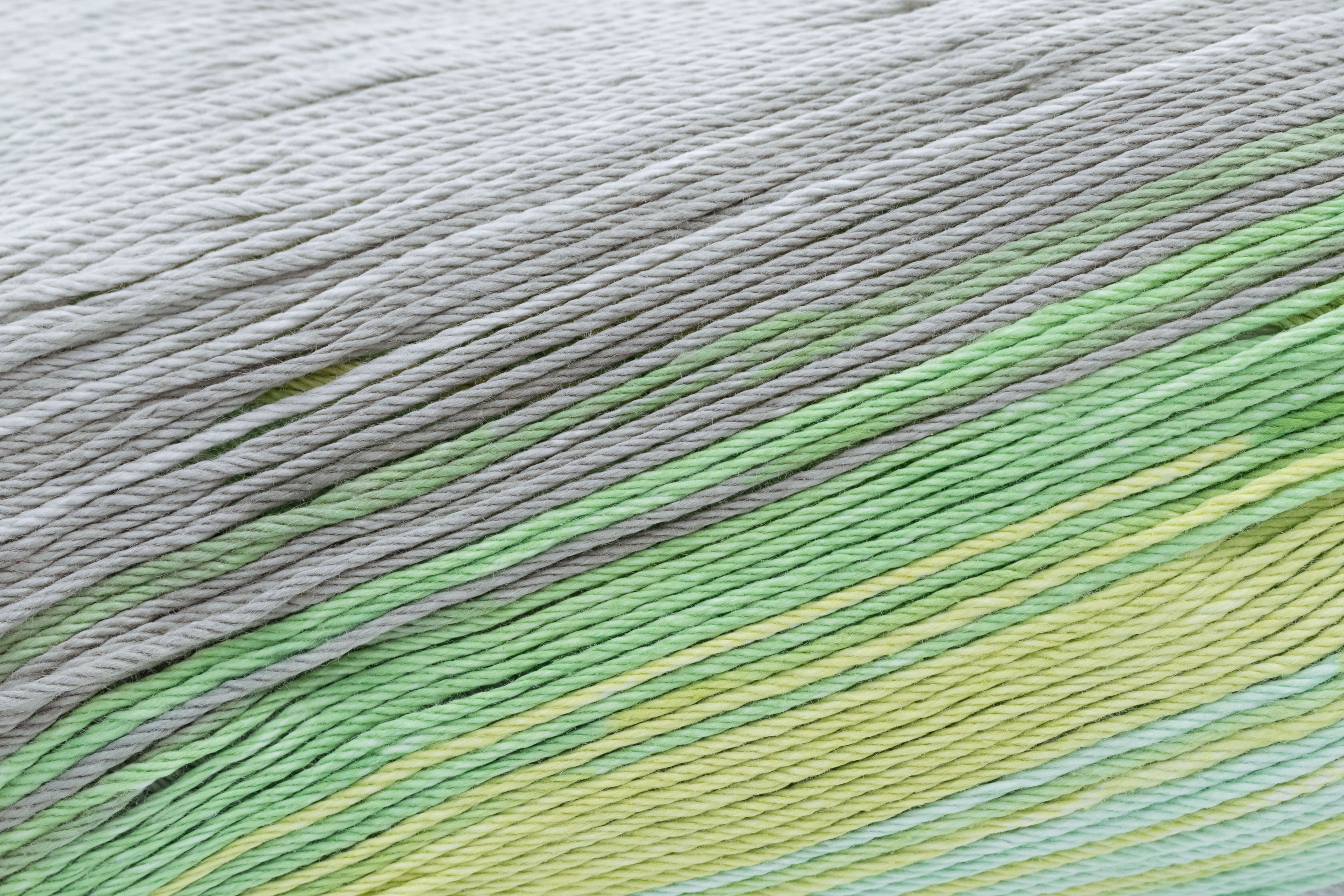 Cotton Quick Batik 100g/Knäuel 100 % Baumwolle 
