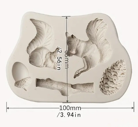 Silikonpressform Eichhörnchen und Tannenzapfen 9,5x7cm