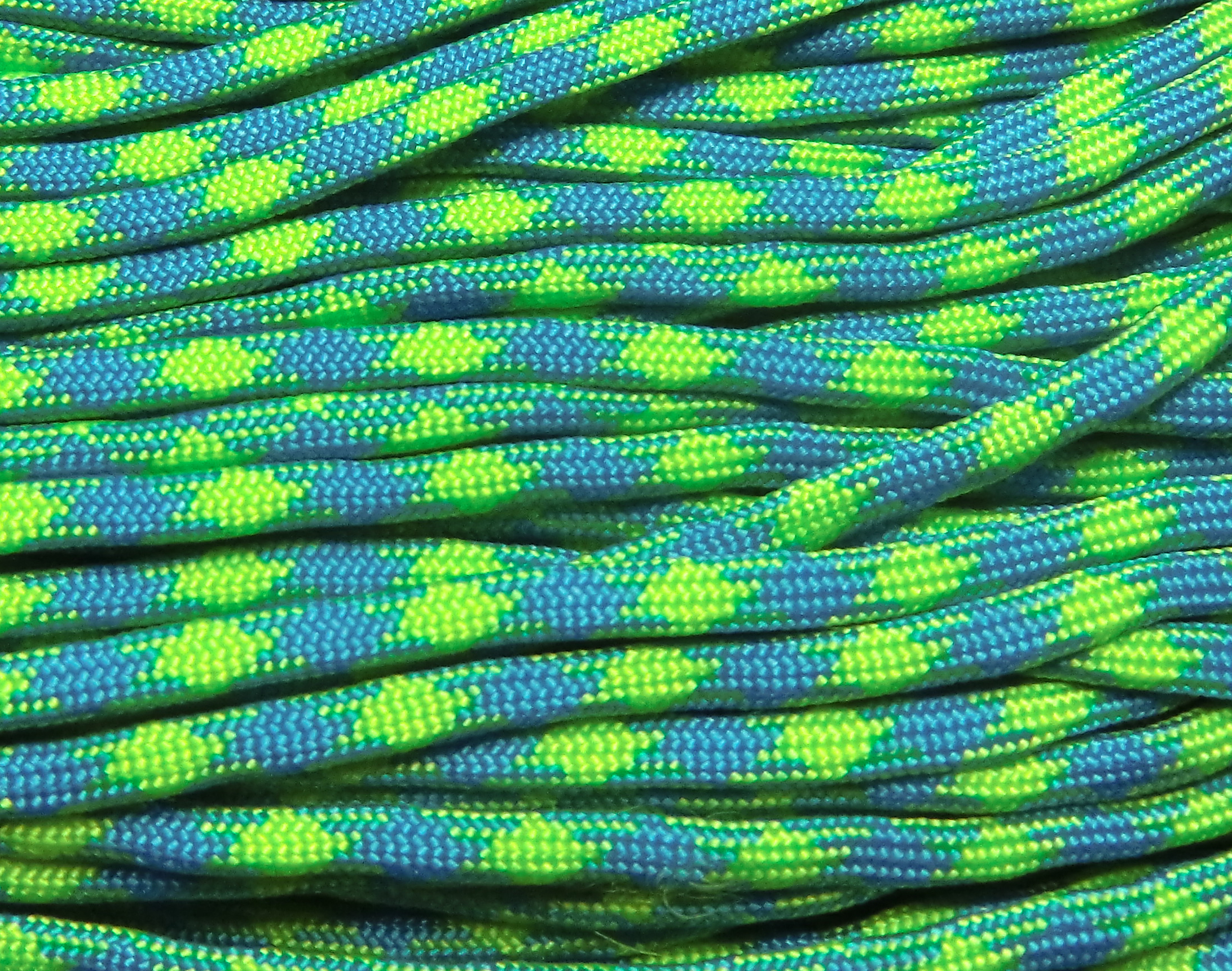 Paracord 4 mm, gemustert  , türkis-hellgrün , 6,4m/Bündel