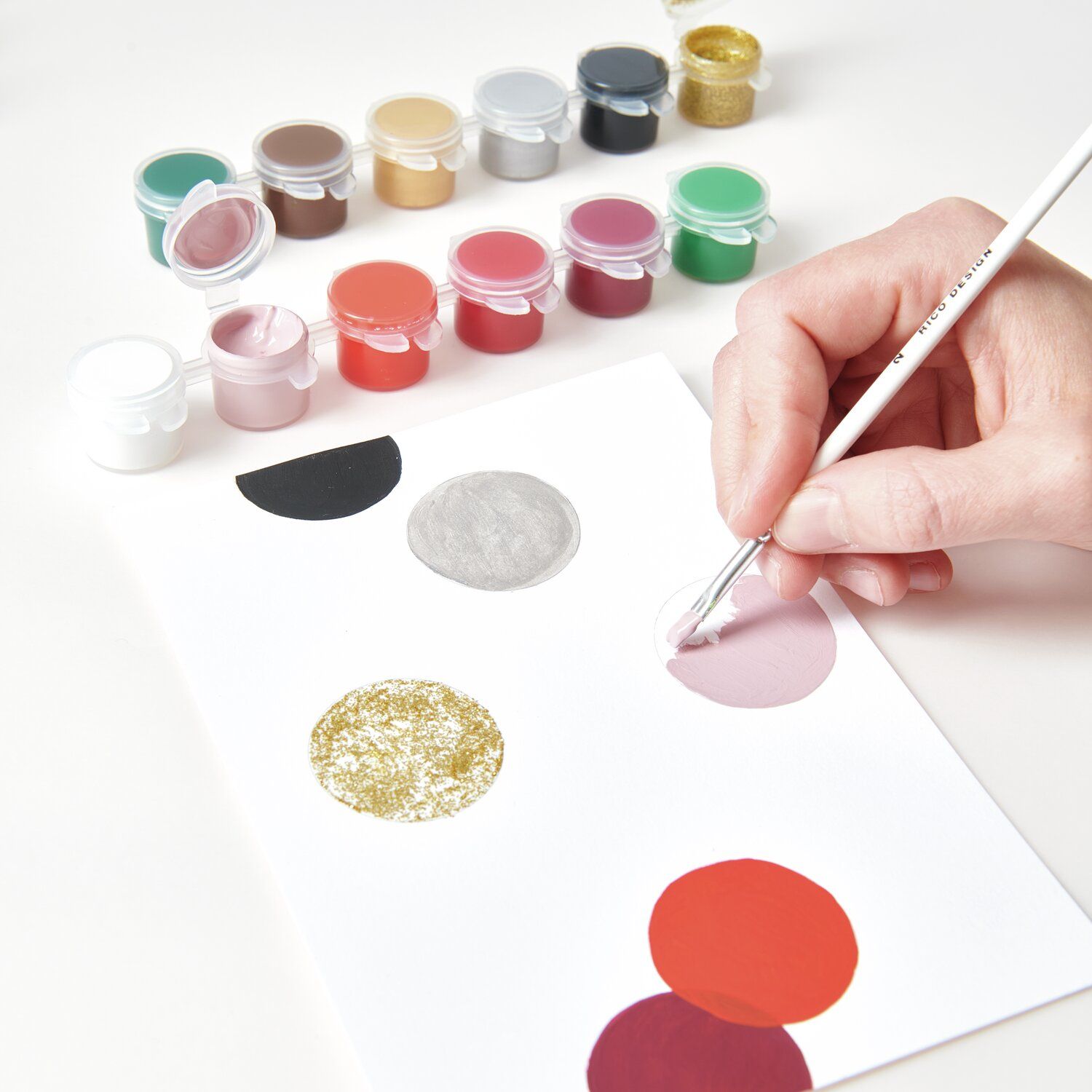 Acrylini Pods Acrylfarben FESTIVE Set 12 x 3,5ml Acrylini Pods Acrylfarben FESTIVE Set 12 x 3,5ml