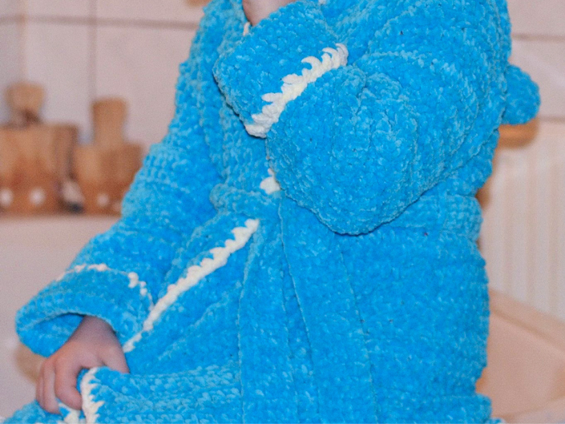 MyBoshi Samt Chenillengarn weich 100% Polyester 100m 100g MyBoshi Samt Chenillengarn weich 100% Polyester 100m 100g