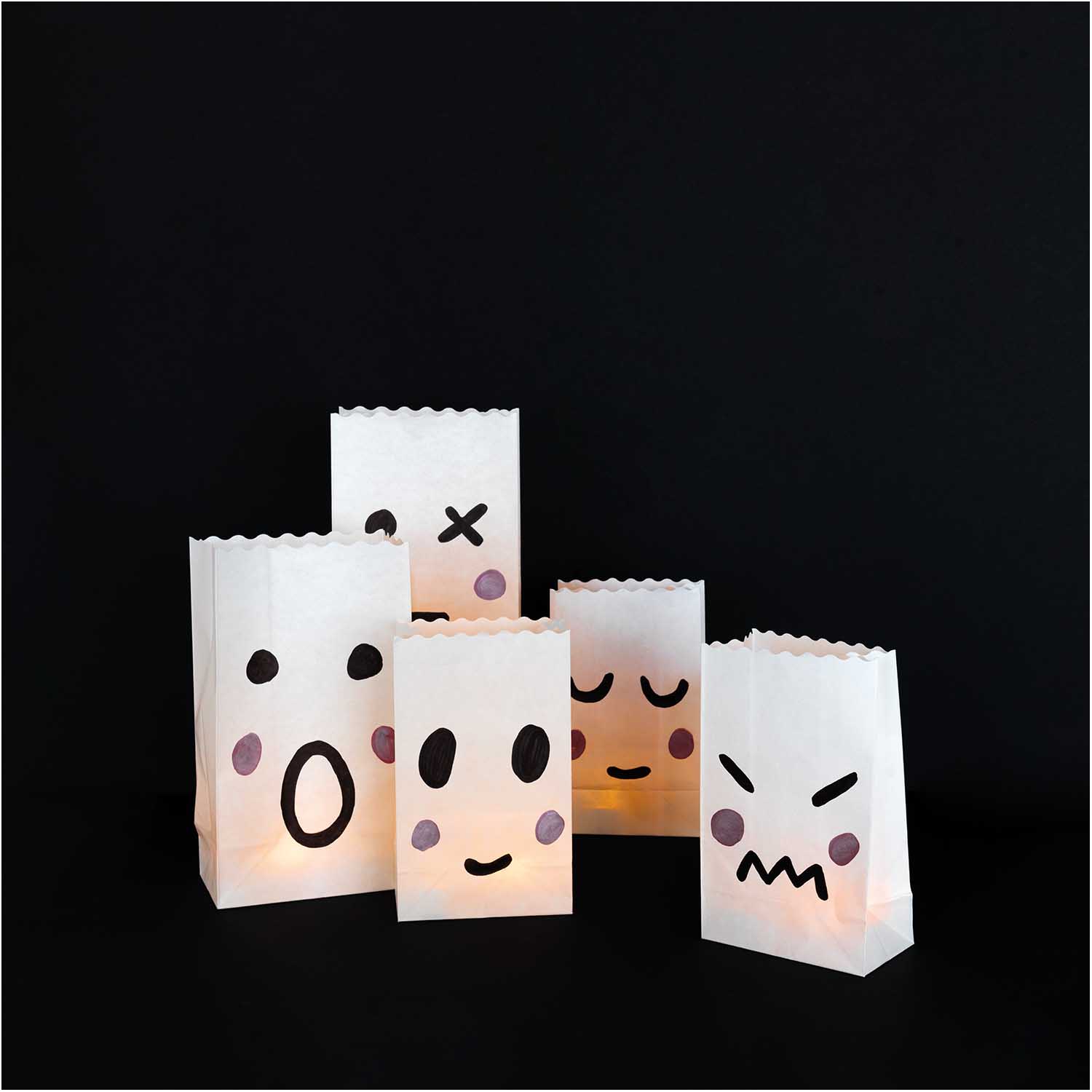 Papier Lichttüten weiß 24,5x14x8,5cm 5 Stück Papier Lichttüten weiß 24,5x14x8,5cm 5 Stück