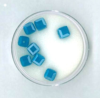 Swarovski Cube Carribean Blue Opal, Würfelperle Glaswürfel