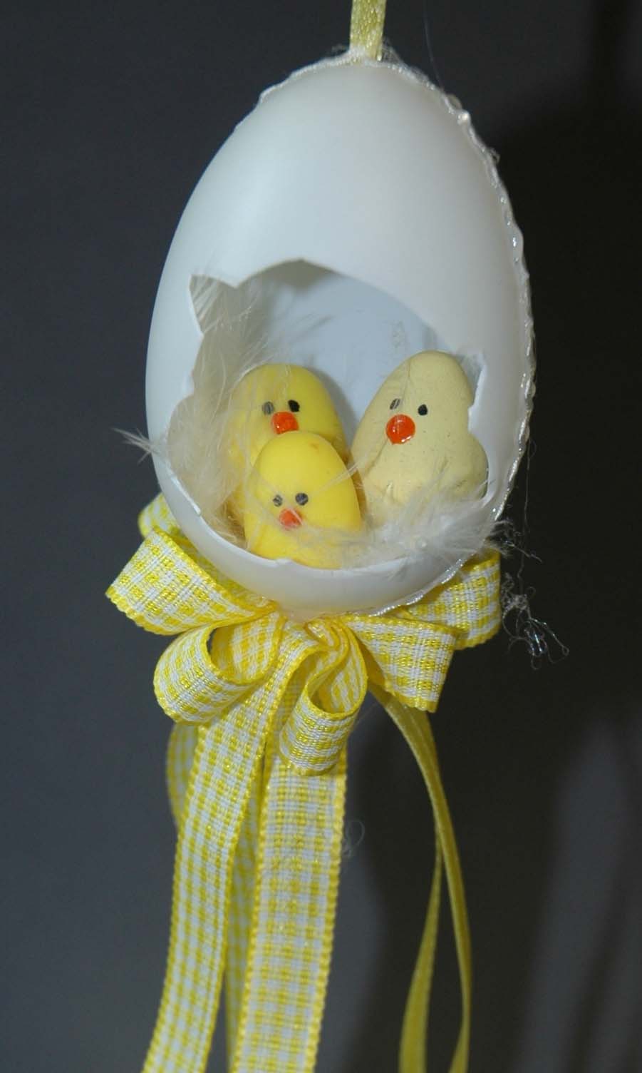 Ei mit Ausschnitt und Küken, 6 cm