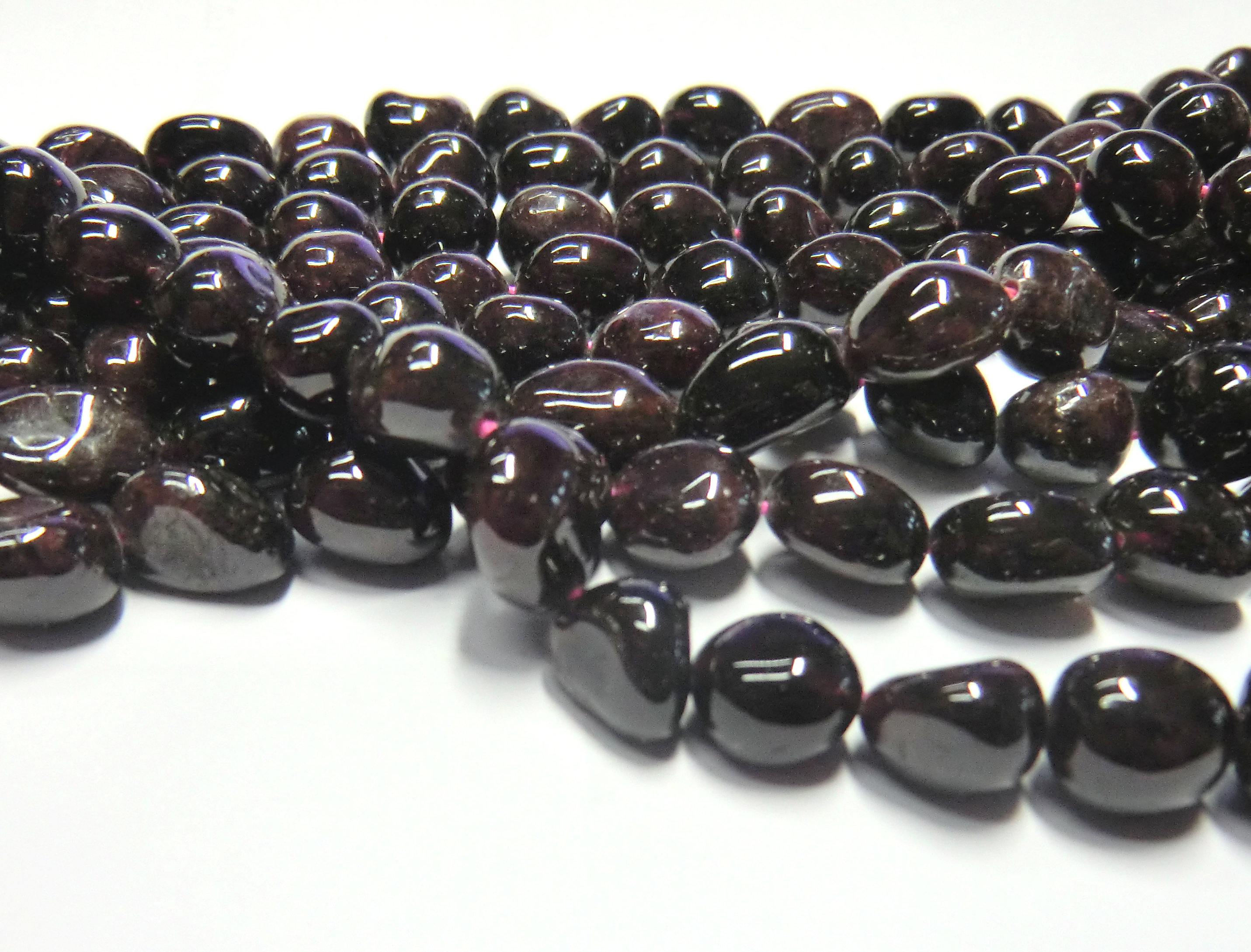 Halbedelsteinstrang Granat Nuggets, 10-12mm, 
