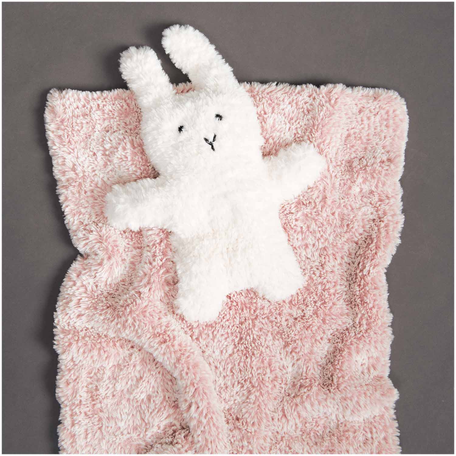 Rico Design Creative Petit Lapin Super Chunky 100g 60m Rico Design Creative Petit Lapin Super Chunky 100g 60m