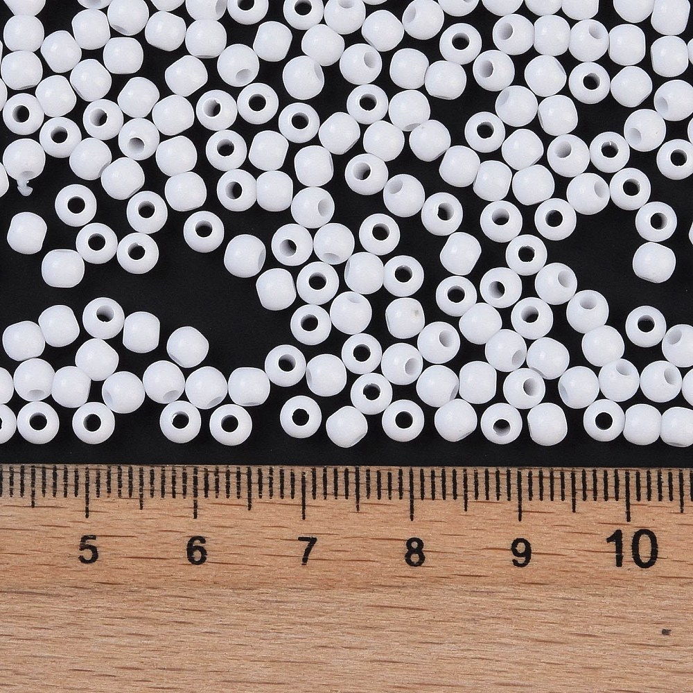 Acrylperlen Uni 4mm Lochbohrung 1,6mm 600 Stück Acrylperlen Uni 4mm Lochbohrung 1,6mm 600 Stück