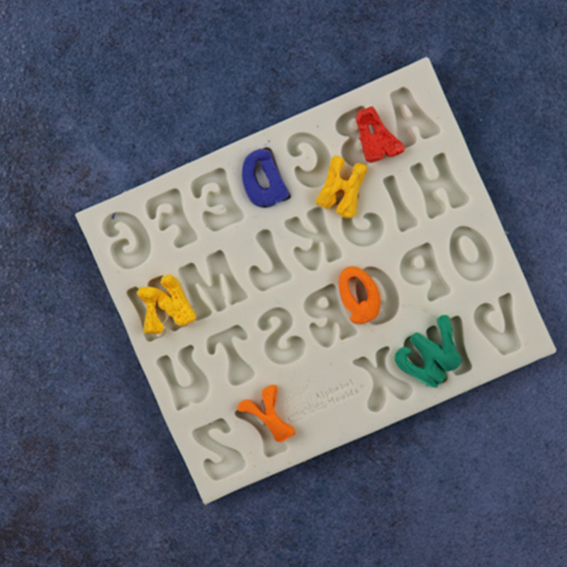 Silikongießform Buchstaben Letters 10x12,5cm