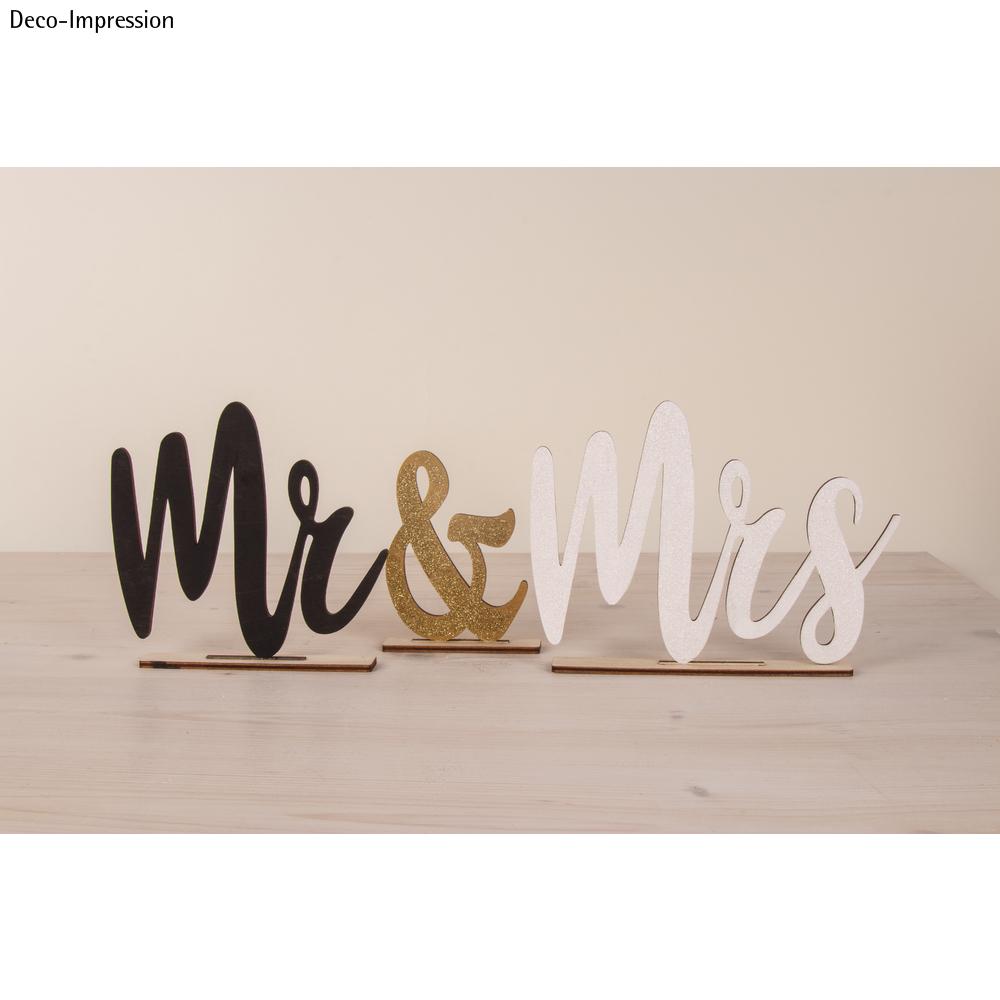 Holzmotiv Schriftzug Mr & Mrs lasercut 42x2x14,5cm 1 Set