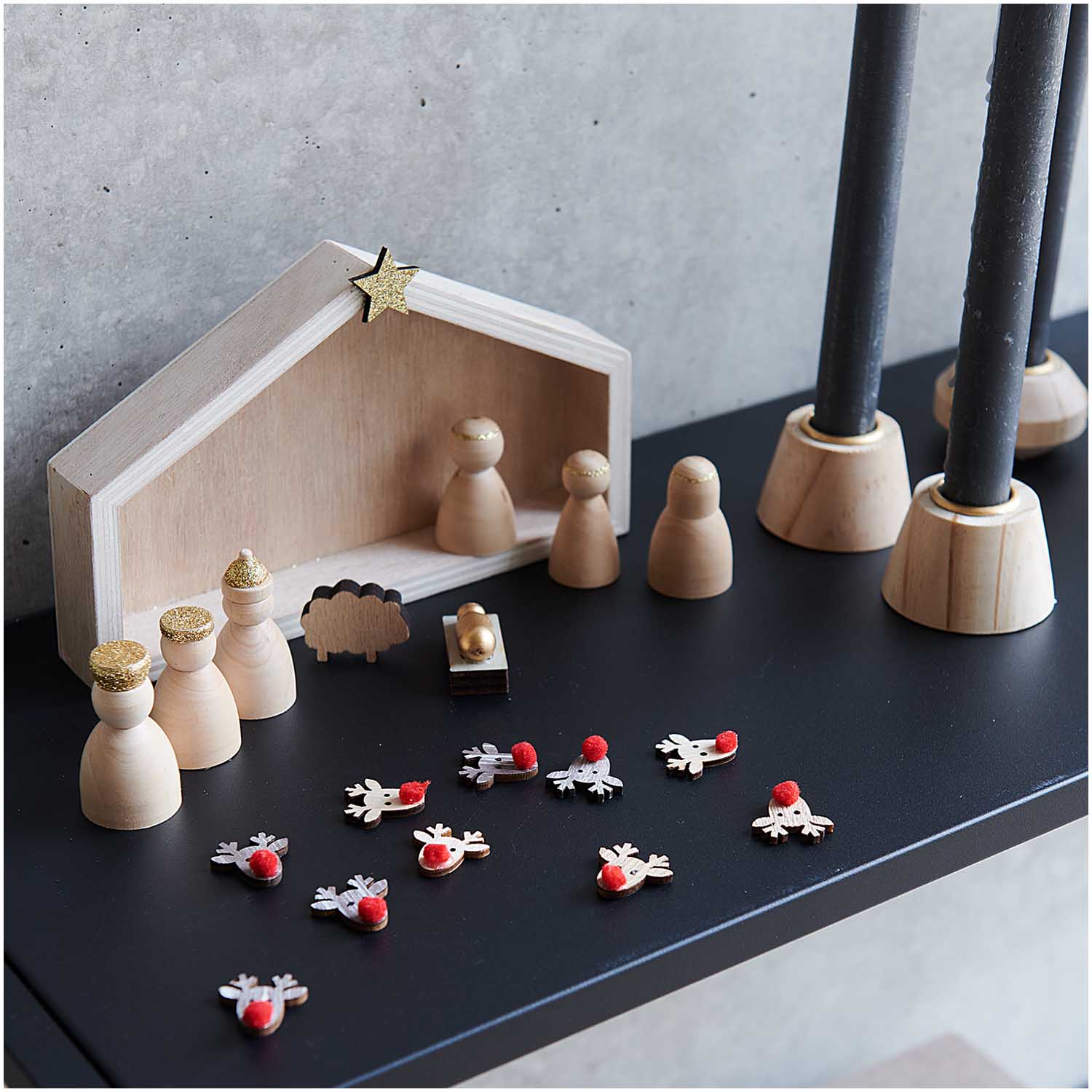 Deko-Streu Rentier shabby chic Holz 24 Stk. 23x23 mm Deko-Streu Rentier shabby chic Holz 24 Stk. 23x23 mm